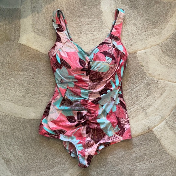 Le Cove floral one-piece swimsuit SZ 22 - Picture 1 of 3